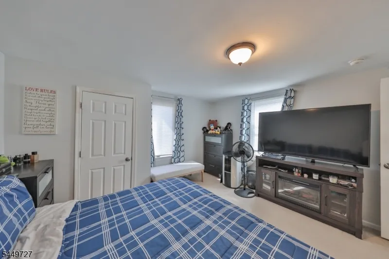 389 Grant St Phillipsburg Town, NJ 08865