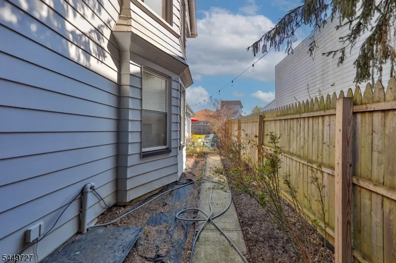 389 Grant St Phillipsburg Town, NJ 08865