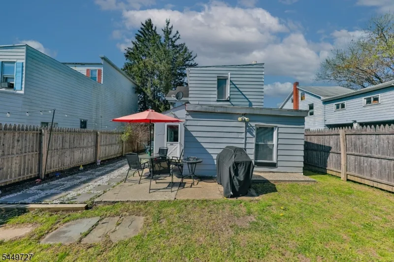 389 Grant St Phillipsburg Town, NJ 08865