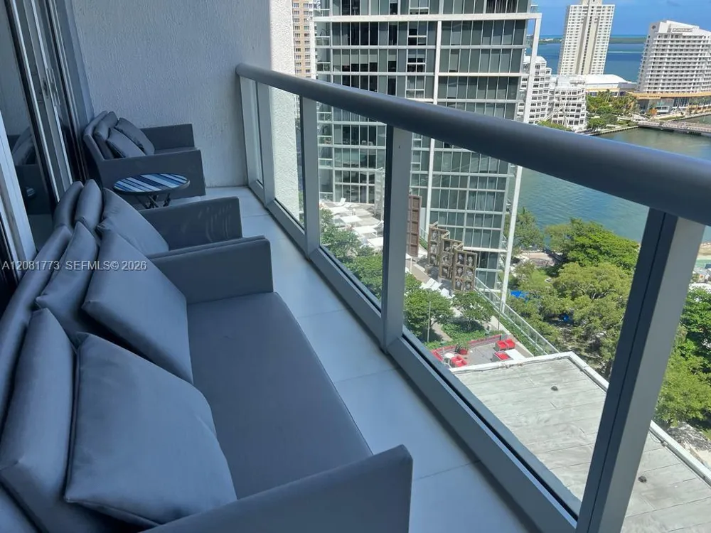 485 Brickell Ave #2109 Miami, FL 33131