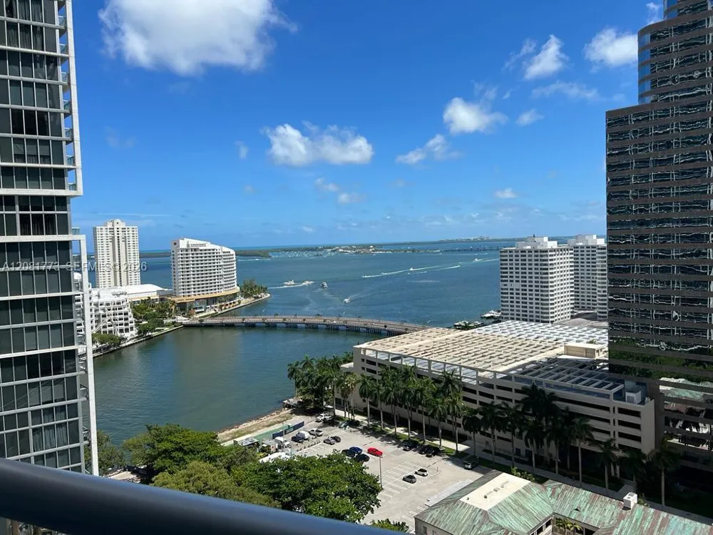 485 Brickell Ave #2109 Miami, FL 33131