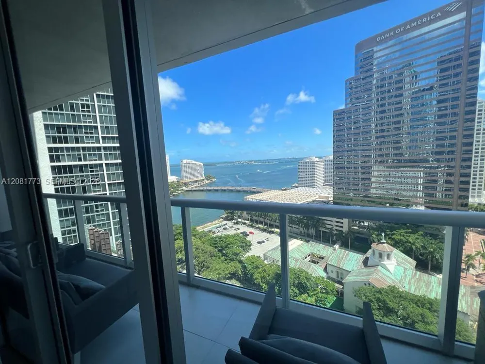 485 Brickell Ave #2109 Miami, FL 33131