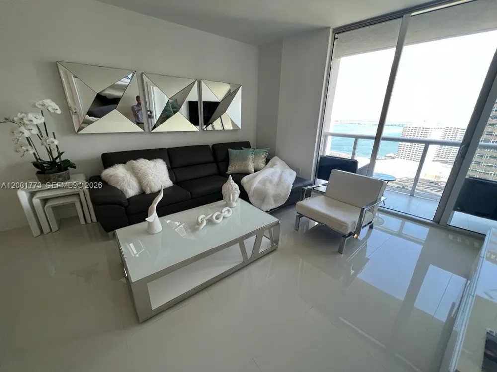 485 Brickell Ave #2109 Miami, FL 33131