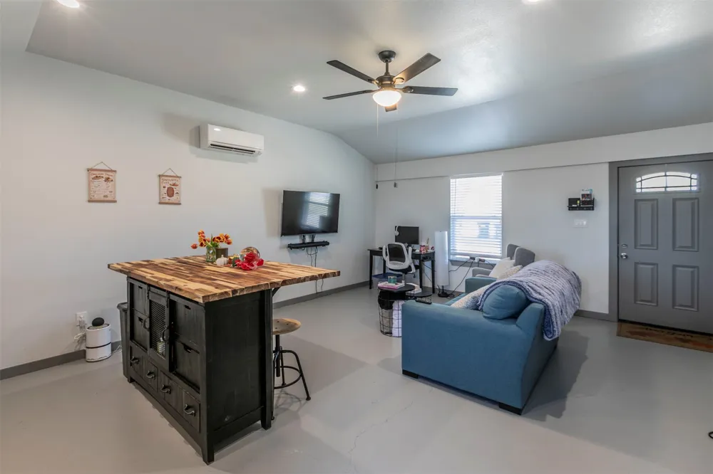 4613 Joseph Drive Round Rock, TX 78665