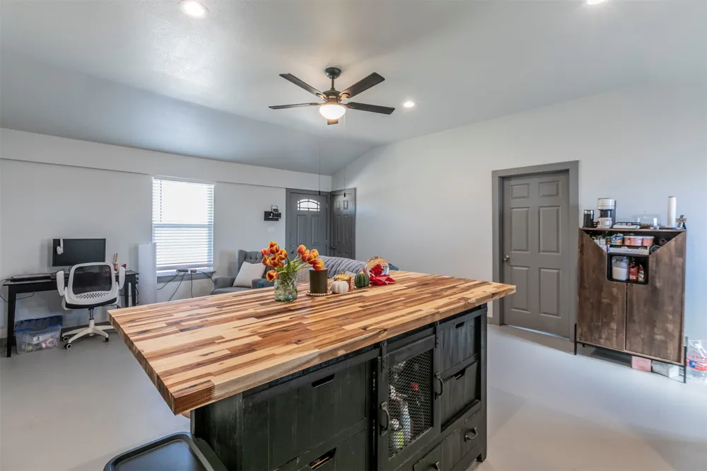 4613 Joseph Drive Round Rock, TX 78665