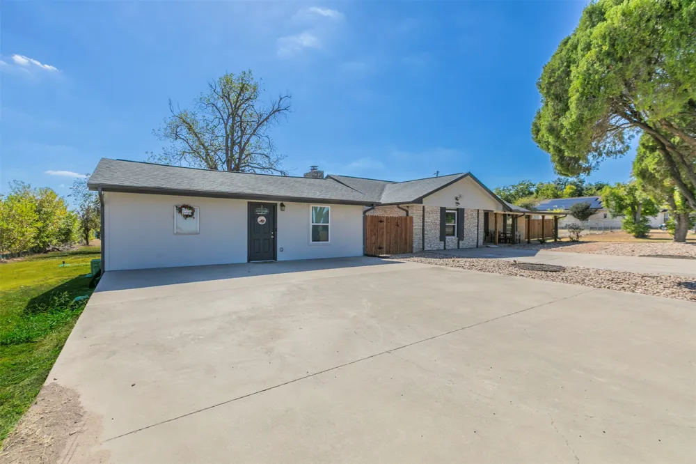 4613 Joseph Drive Round Rock, TX 78665