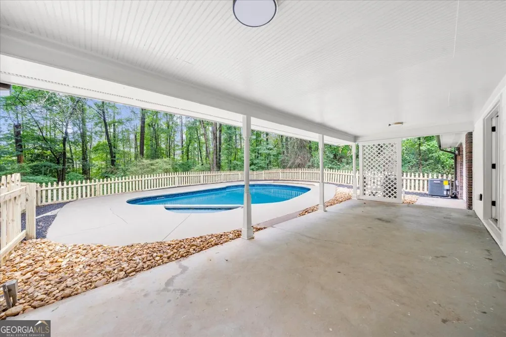 125 Silver Leaf DR Fayetteville, GA 30214