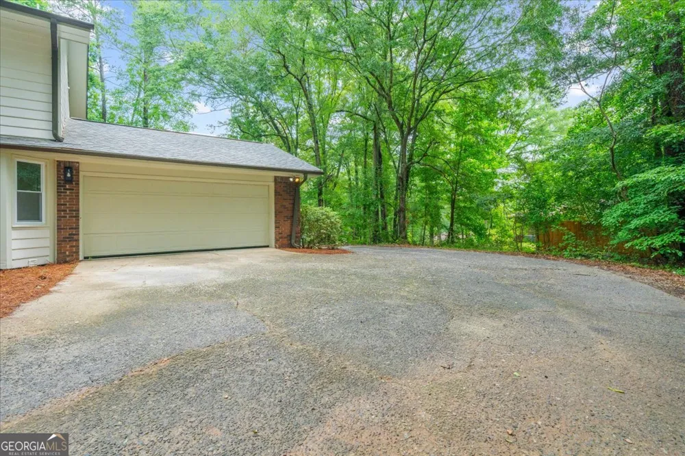 125 Silver Leaf DR Fayetteville, GA 30214