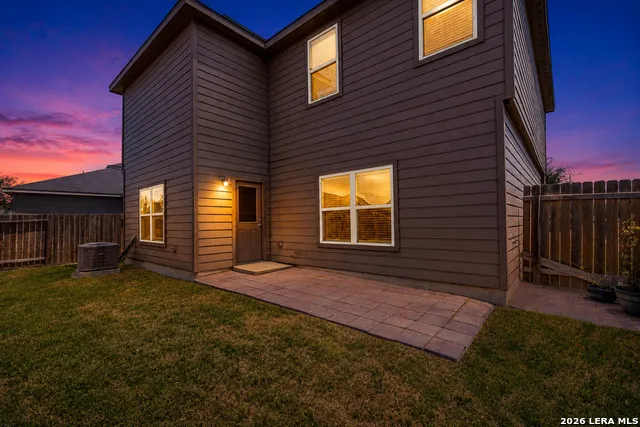 15131 JETFIRE PT Von Ormy, TX 78073