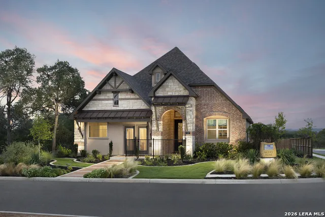 110 THUNDER GULCH CT Castroville, TX 78009