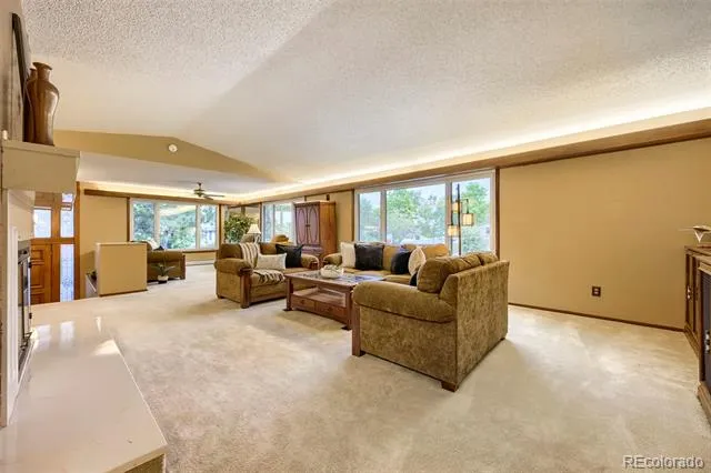 8107 W 71st Place Arvada, CO 80004