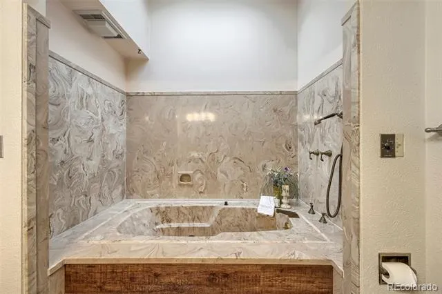 8107 W 71st Place Arvada, CO 80004