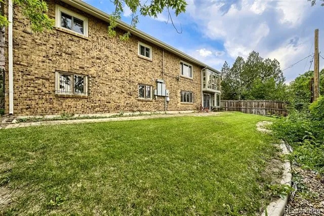 8107 W 71st Place Arvada, CO 80004