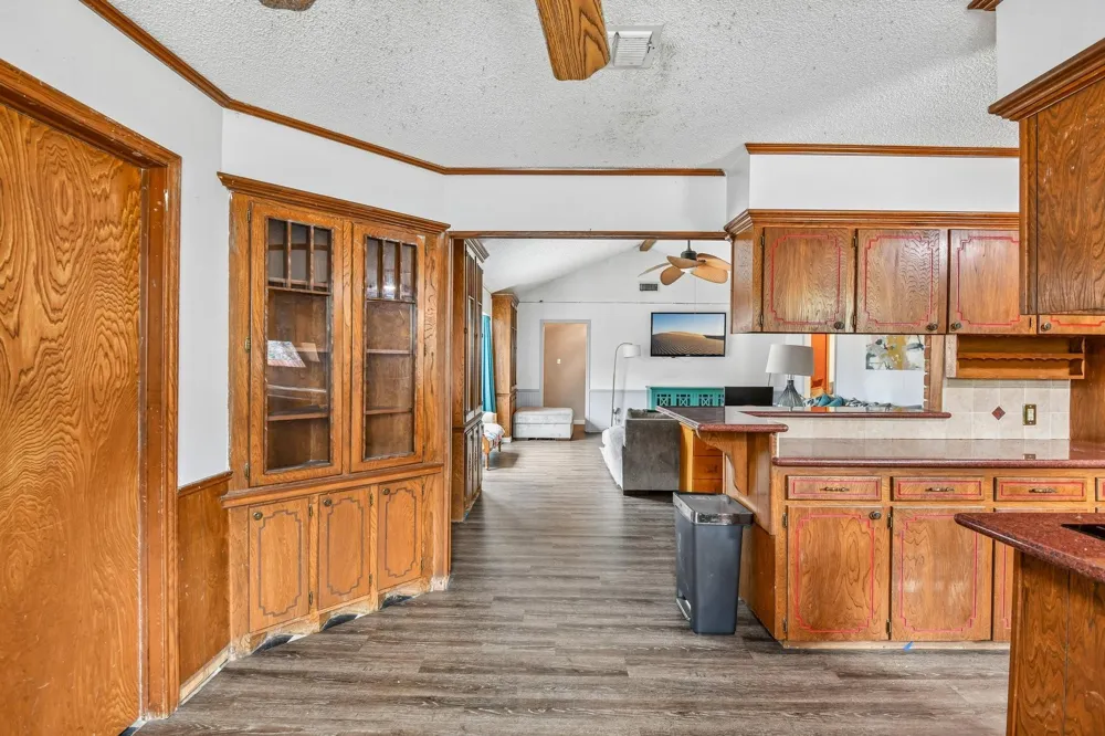 401 Southern Oaks Drive Lake Jackson, TX 77566