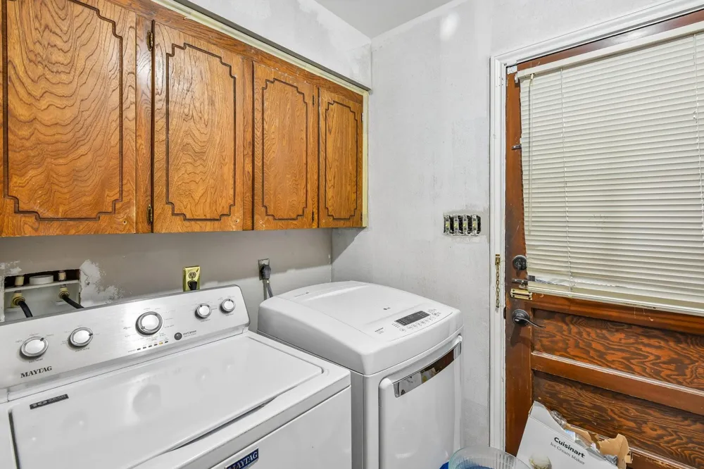401 Southern Oaks Drive Lake Jackson, TX 77566