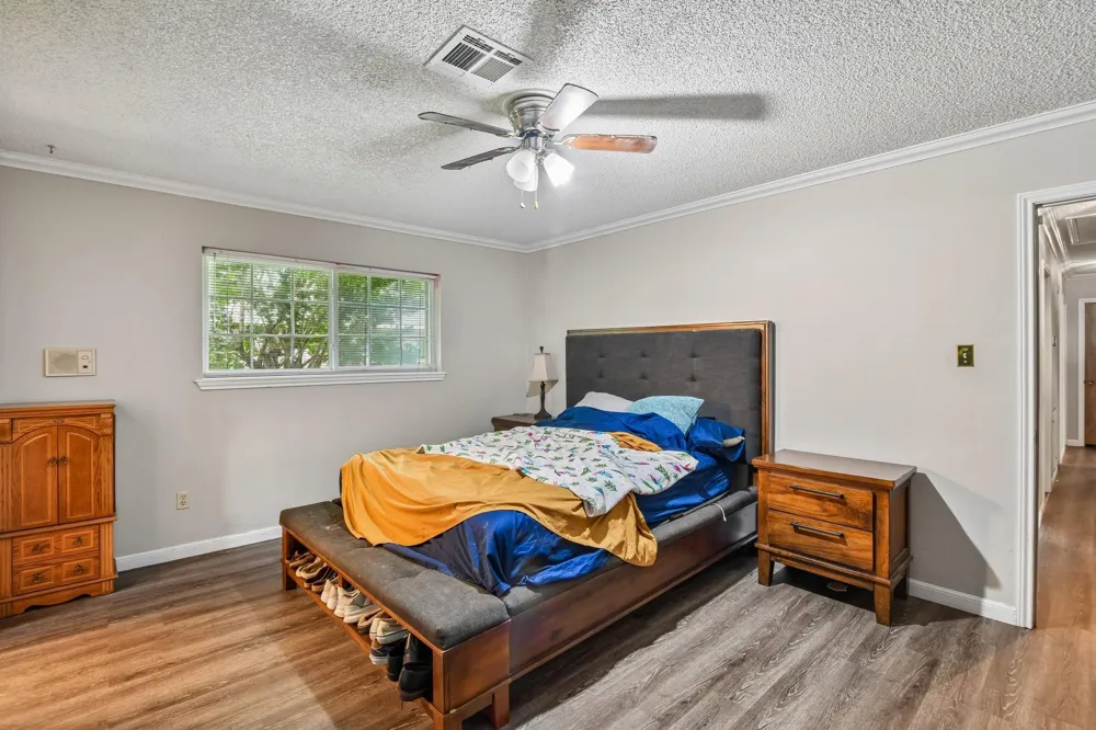 401 Southern Oaks Drive Lake Jackson, TX 77566
