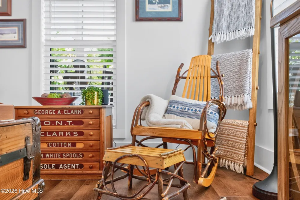 1107 Caswell Avenue Southport, NC 28461