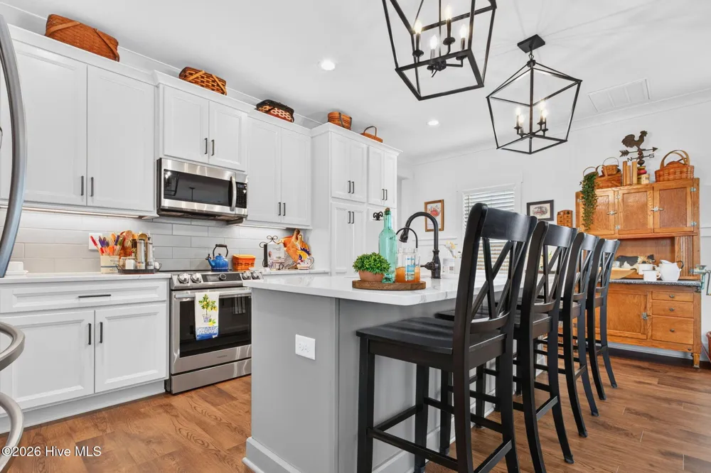 1107 Caswell Avenue Southport, NC 28461