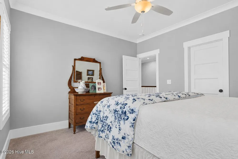 1107 Caswell Avenue Southport, NC 28461