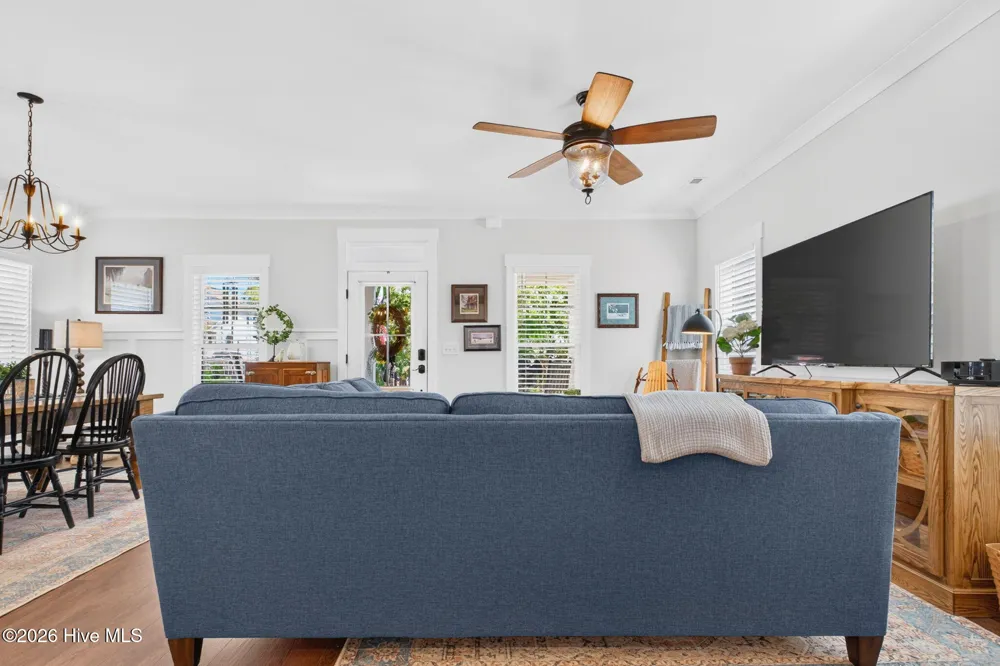 1107 Caswell Avenue Southport, NC 28461