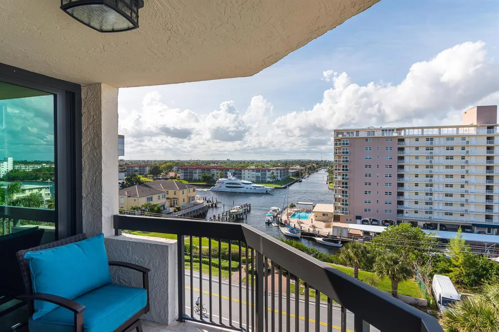 1155 Hillsboro Mile Hillsboro Beach, FL 33062