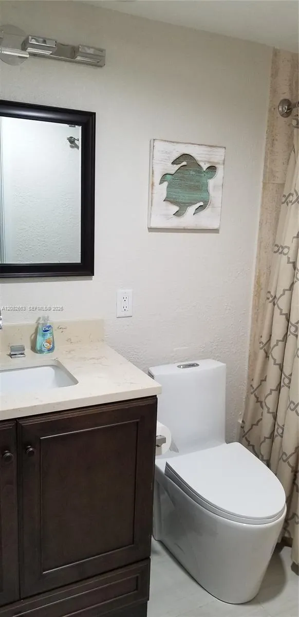 4627 Bougainvilla Dr #2E Lauderdale By The Sea, FL 33308