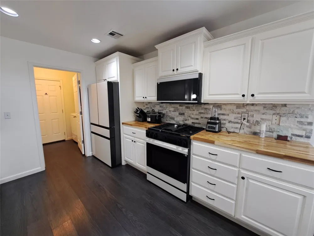 10203 119th East Avenue Owasso, OK 74055