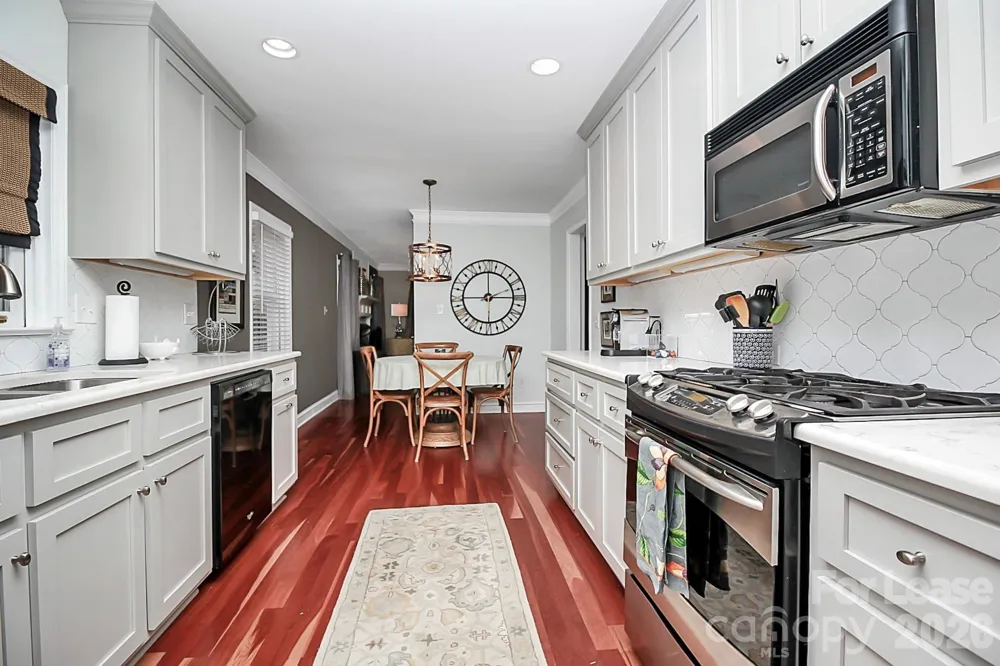 1907 Charlotte Drive Charlotte, NC 28203
