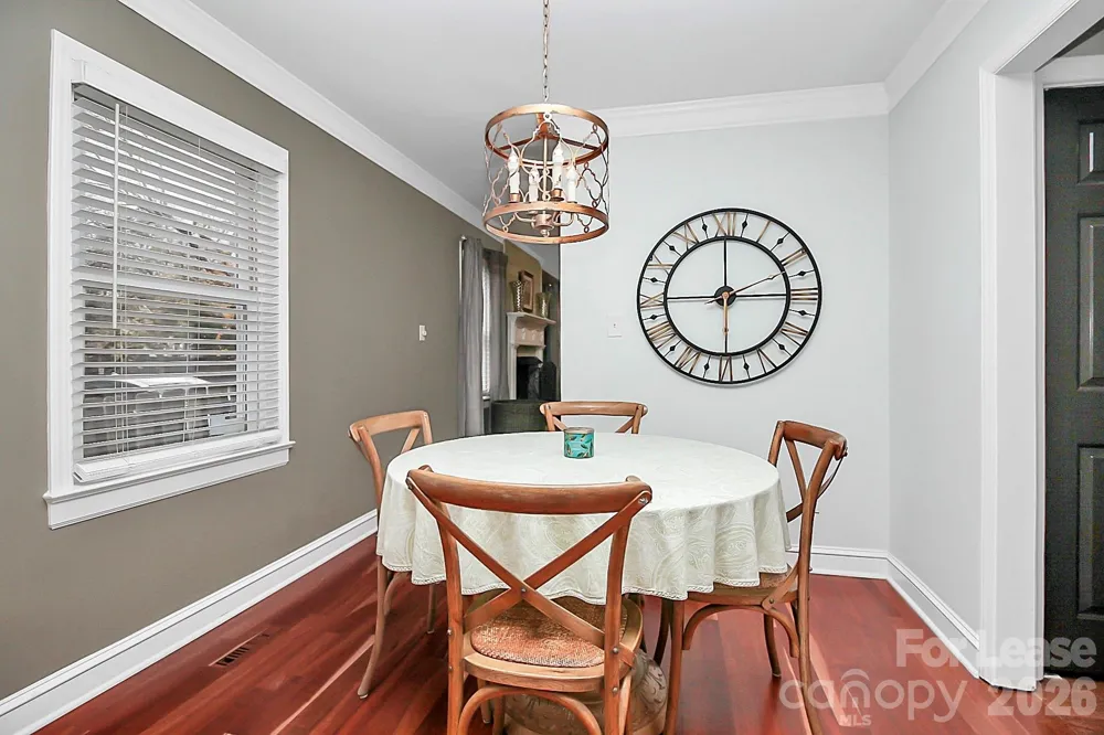 1907 Charlotte Drive Charlotte, NC 28203