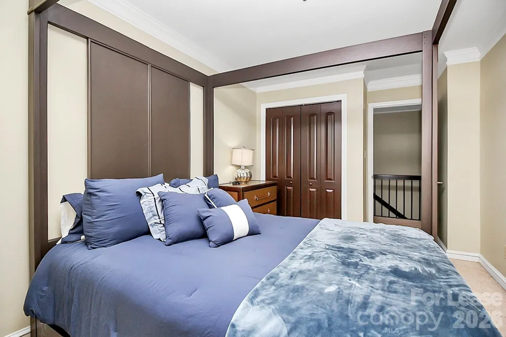1907 Charlotte Drive Charlotte, NC 28203