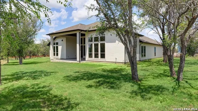103 Janette Bend Castroville, TX 78009