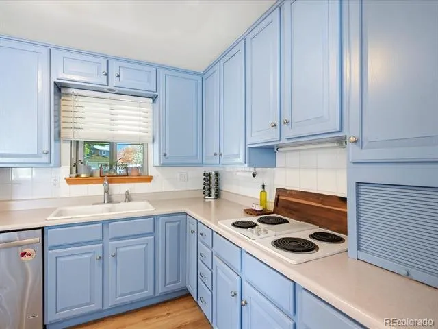 205 Tucson Street Aurora, CO 80011