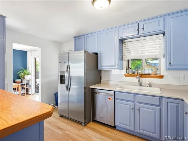 205 Tucson Street Aurora, CO 80011