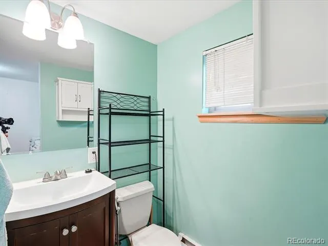 205 Tucson Street Aurora, CO 80011