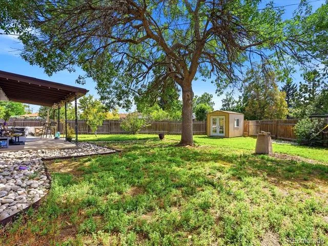 205 Tucson Street Aurora, CO 80011