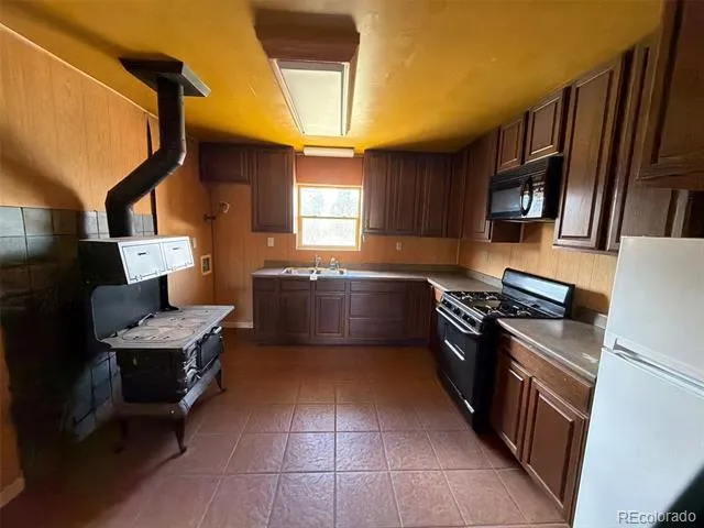 2504 Sharbaugh Lane Fort Garland, CO 81133