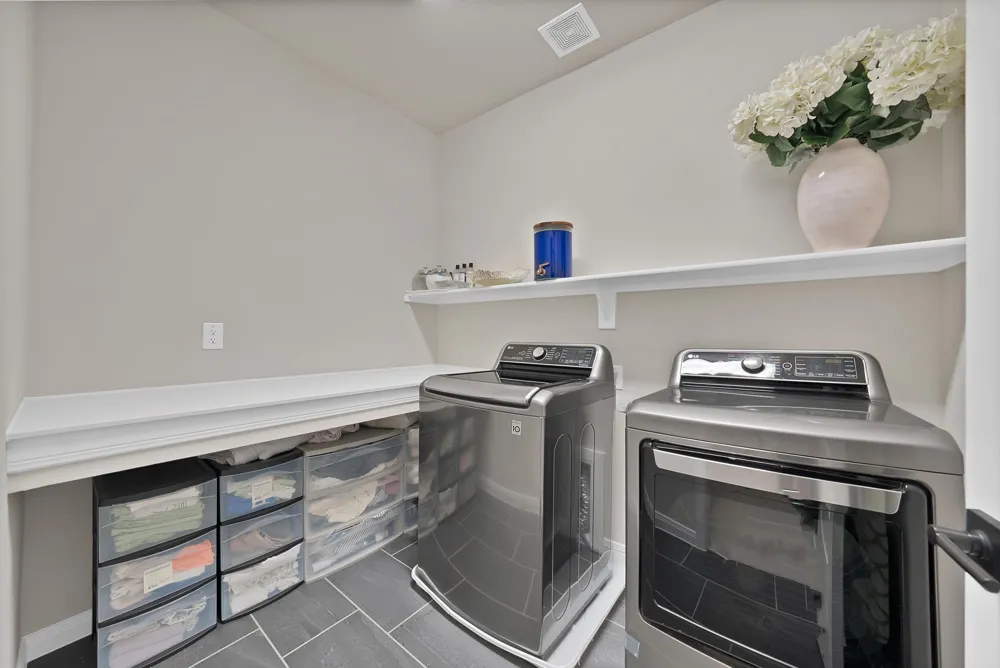 2585 Four Roses Drive Lewisville, TX 75056