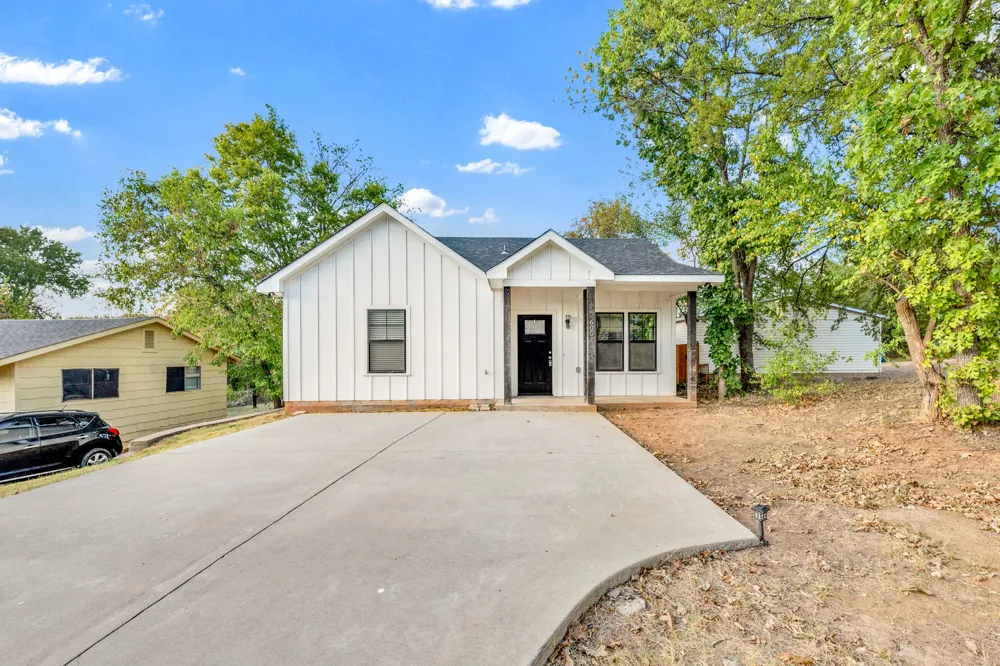 605 Martin Luther King Street Denison, TX 75020