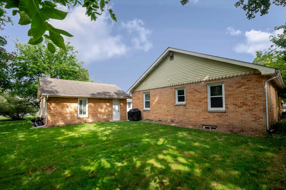 214 Cedar Street Paw Paw, MI 49079