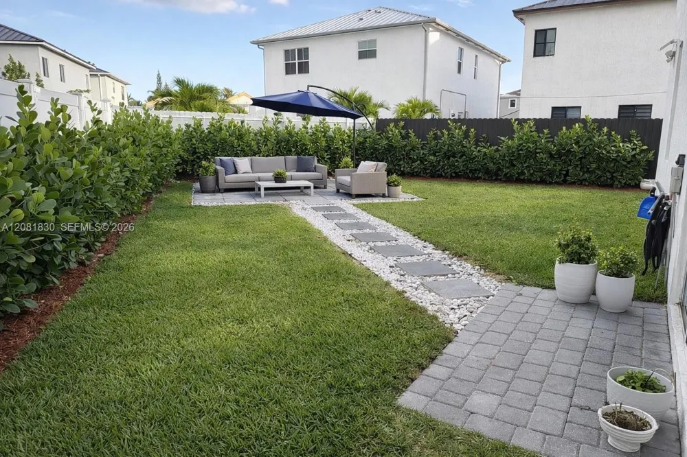 22255 SW 132 Ave Miami, FL 33170