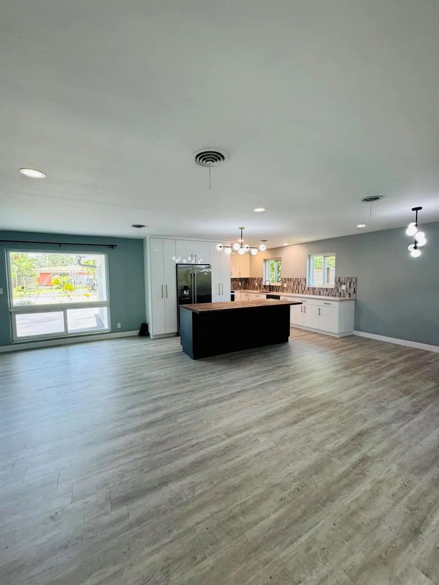 2171 NE 62ND COURT Fort Lauderdale, FL 33308