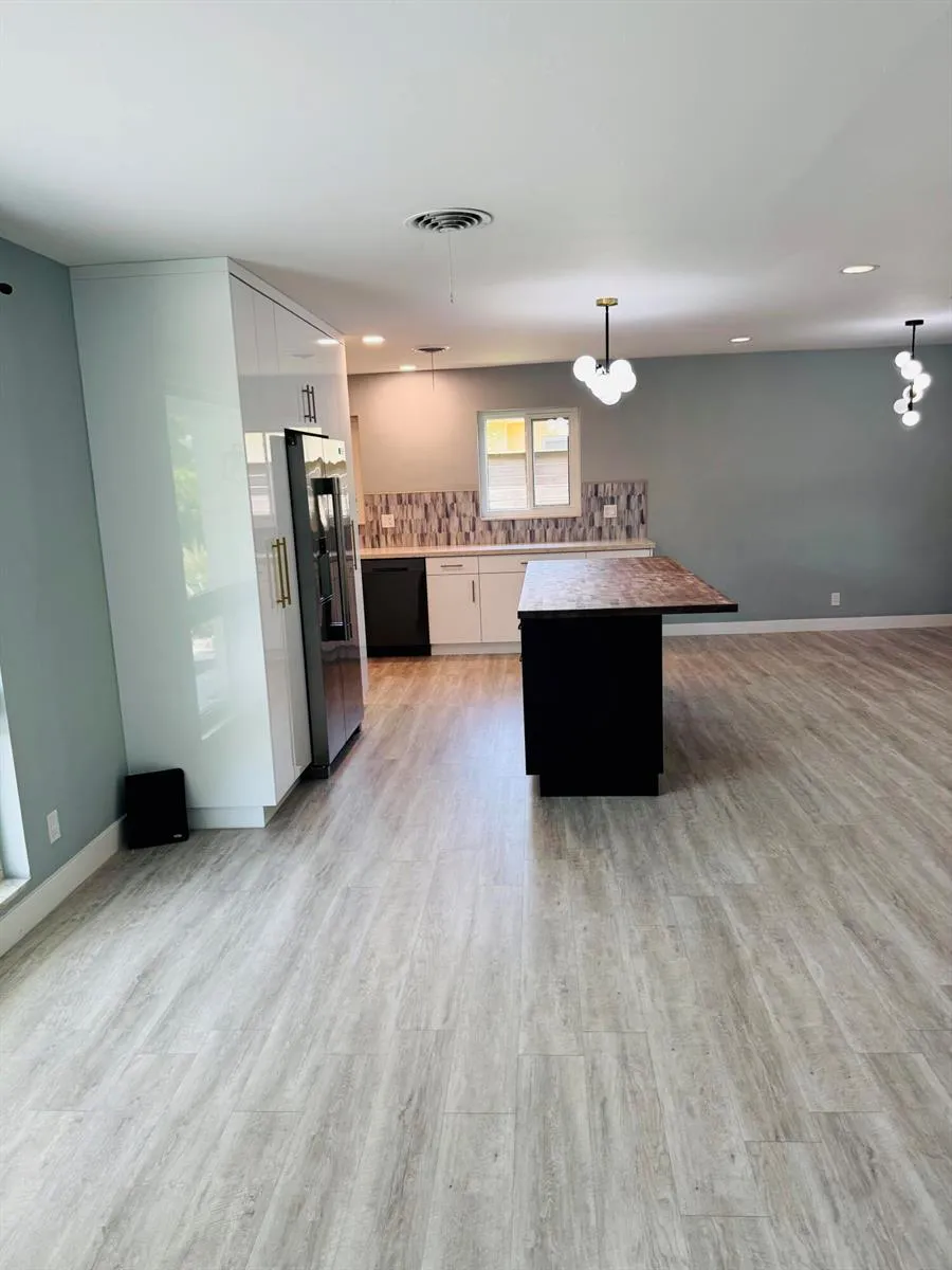 2171 NE 62ND COURT Fort Lauderdale, FL 33308