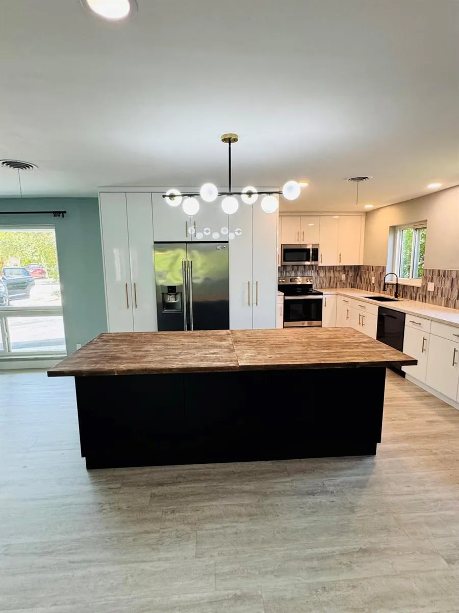 2171 NE 62ND COURT Fort Lauderdale, FL 33308