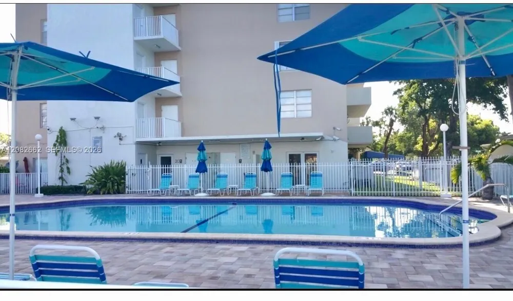 1455 Treasure Dr #4M North Bay Village, FL 33141