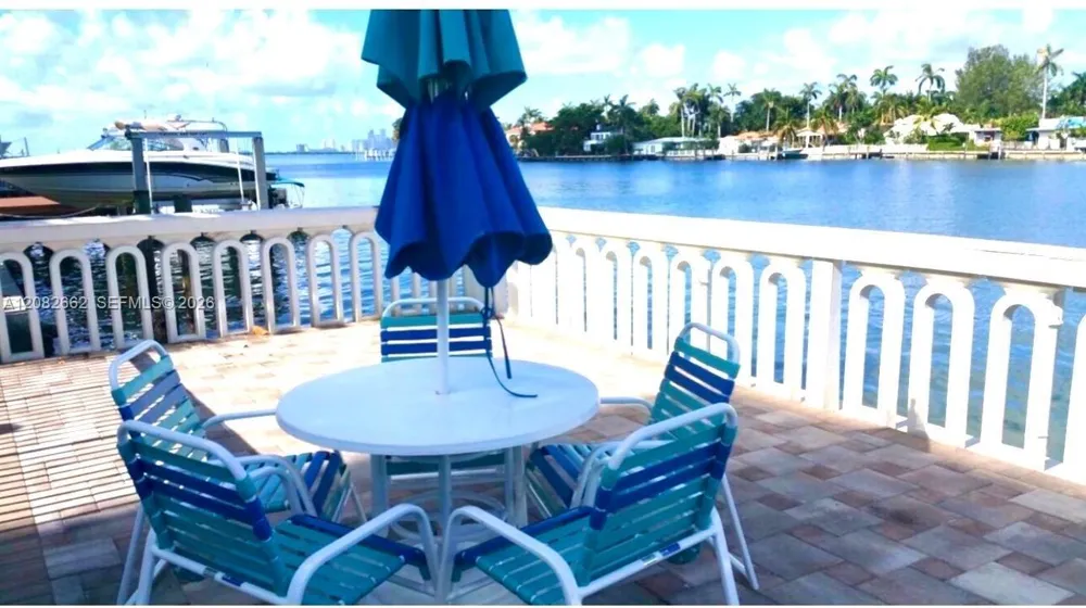 1455 Treasure Dr #4M North Bay Village, FL 33141