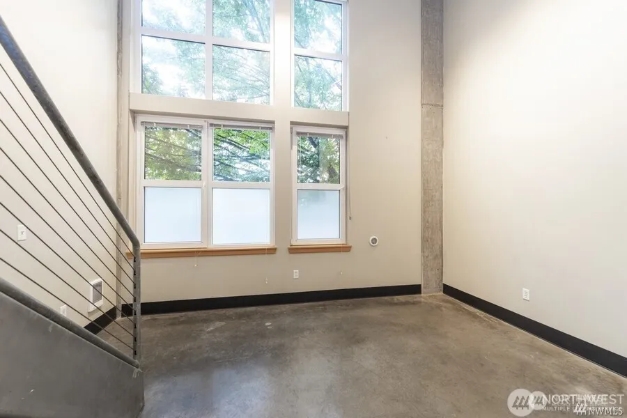 2440 Western Avenue #201 Seattle, WA 98121