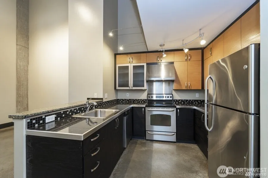 2440 Western Avenue #201 Seattle, WA 98121