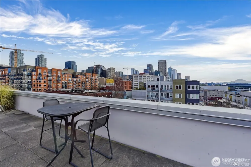 2440 Western Avenue #201 Seattle, WA 98121