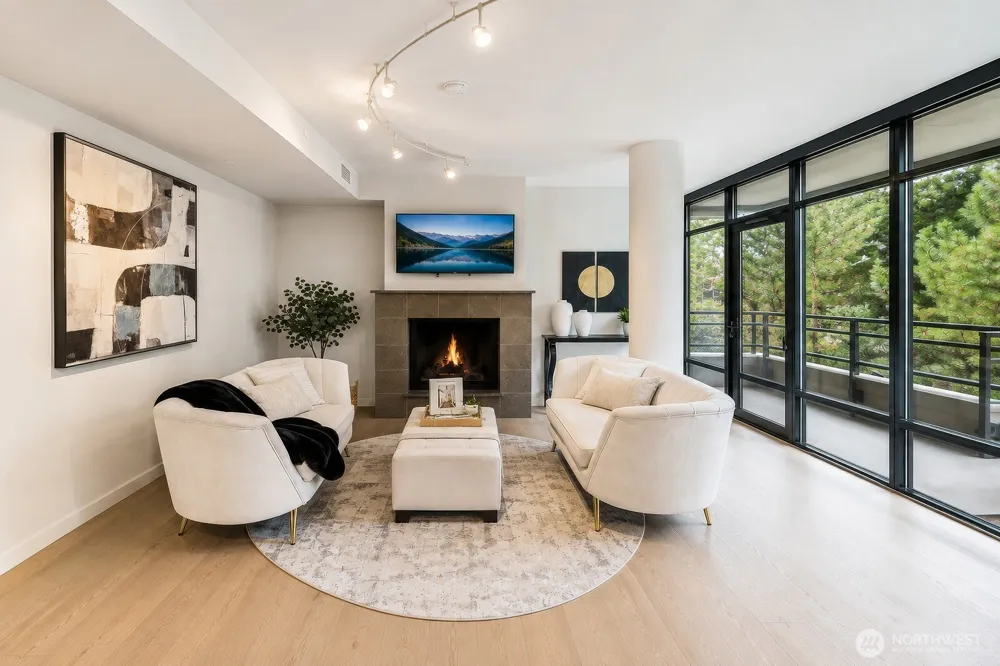 10000 Main Street #502 Bellevue, WA 98004