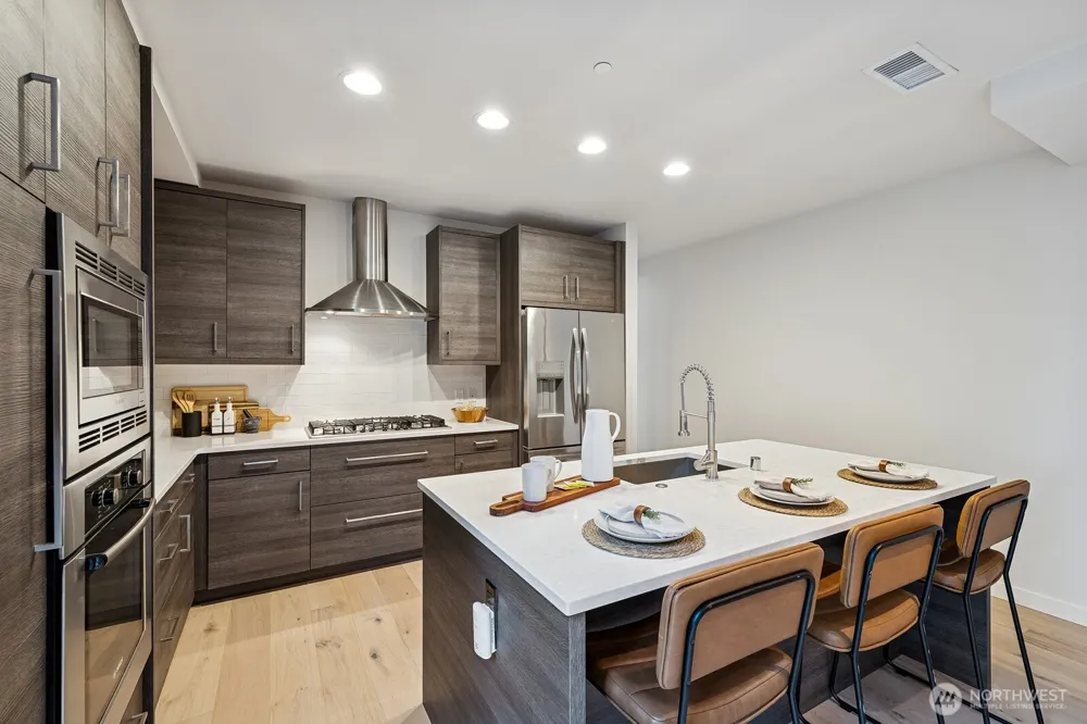 10000 Main Street #502 Bellevue, WA 98004
